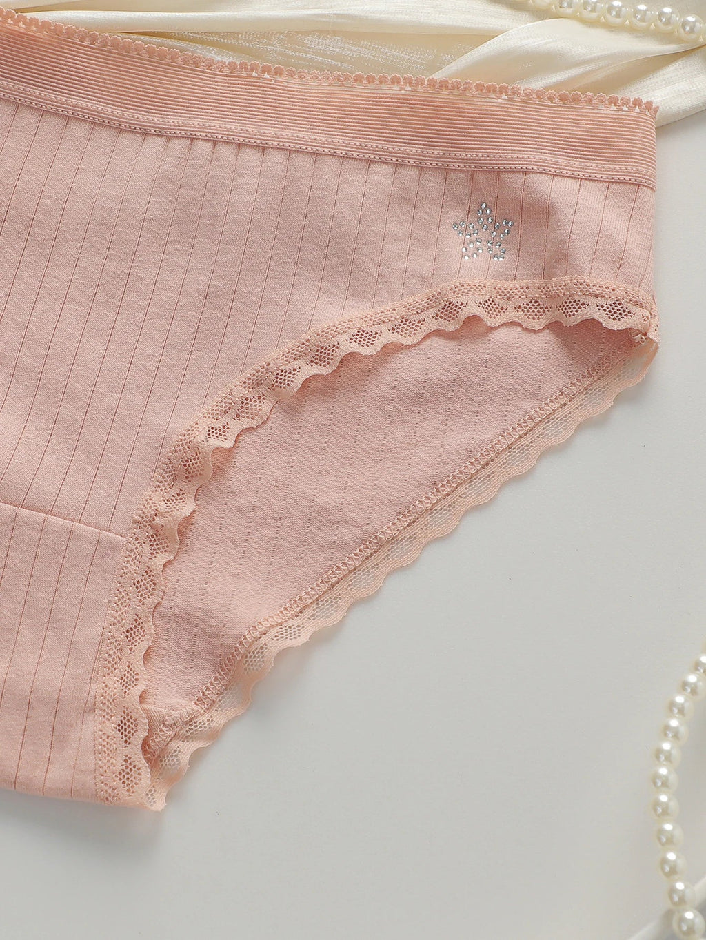 Women Ribbed Cotton Briefs Lace Trim Mid Waist Panties Soft Breathable Rhinestone Star Decor Ladies Daily Basic Underwear W134