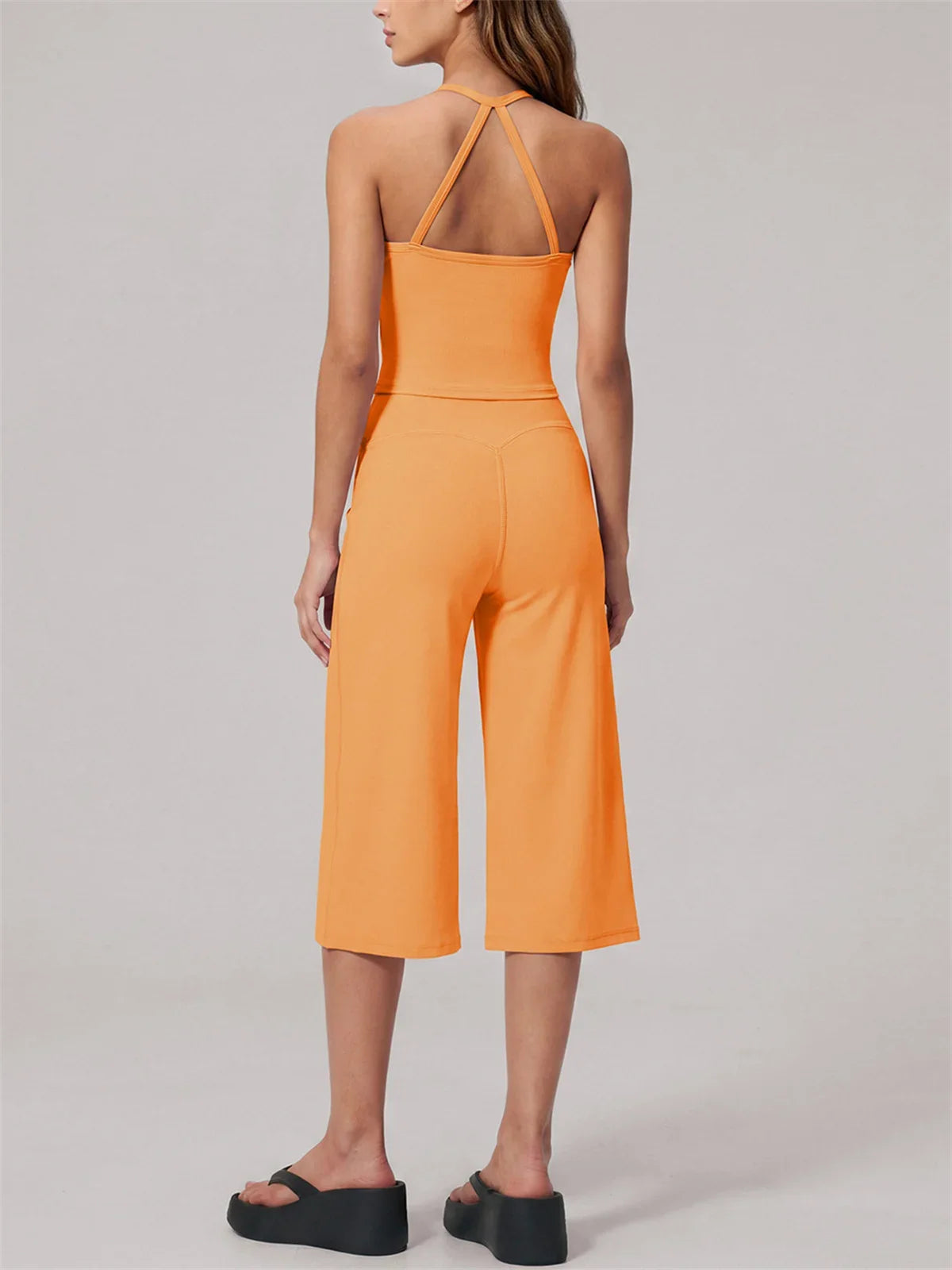Hanging Neck Camisole Yoga Sets Women Nude Hollow Back Cross Slim Sports Tank Top High Waist Wide Leg Capri Pants Fitness Suits