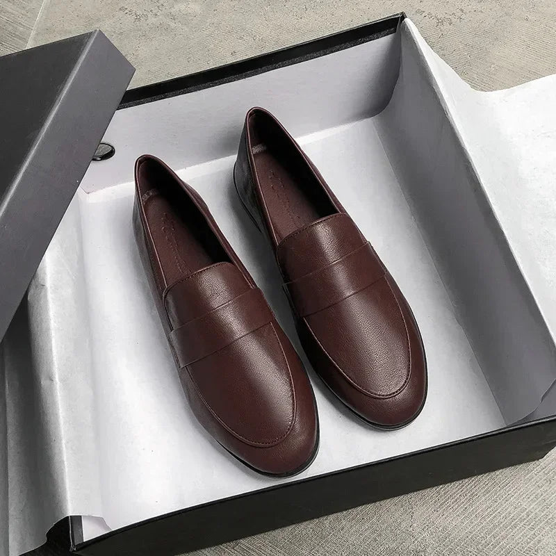 Retro British Style Women Leather Shoes Autumn Flat Casual Loafers Fashion Slip on Round Toe Office Work Shoes Zapatillas Mujer