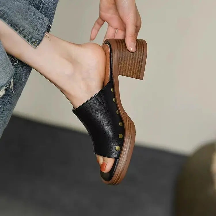 Women Beach Slippers Summer Thick Sole Anti Slip Retro Slippers Women High Heels Comfortable Shoes Zapatillas Mujer