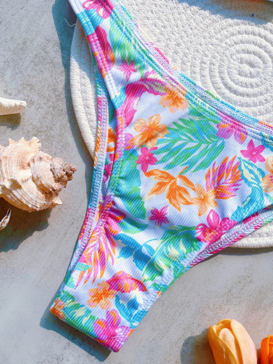 Floral Printed Wrinkled Bandeau Bikini Female Swimsuit Women Swimwear Two-pieces Bikini Set High Cut Bather Bathing Suit Swim