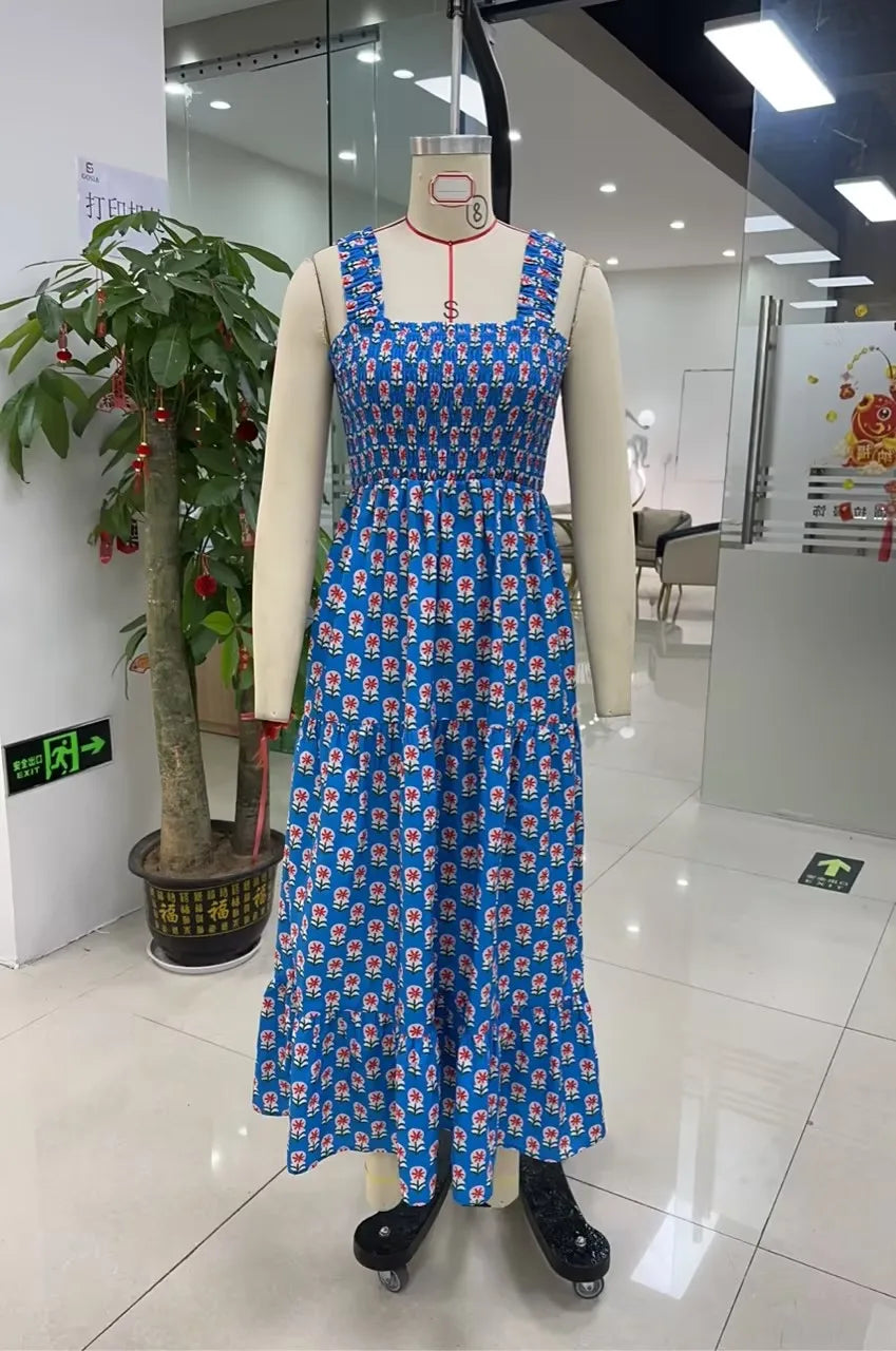 Women Summer Bohemian Floral Print Sundress Smocked Square Neck Sleeveless Backless A-line Long Tiered Ruffle Dress with Pockets