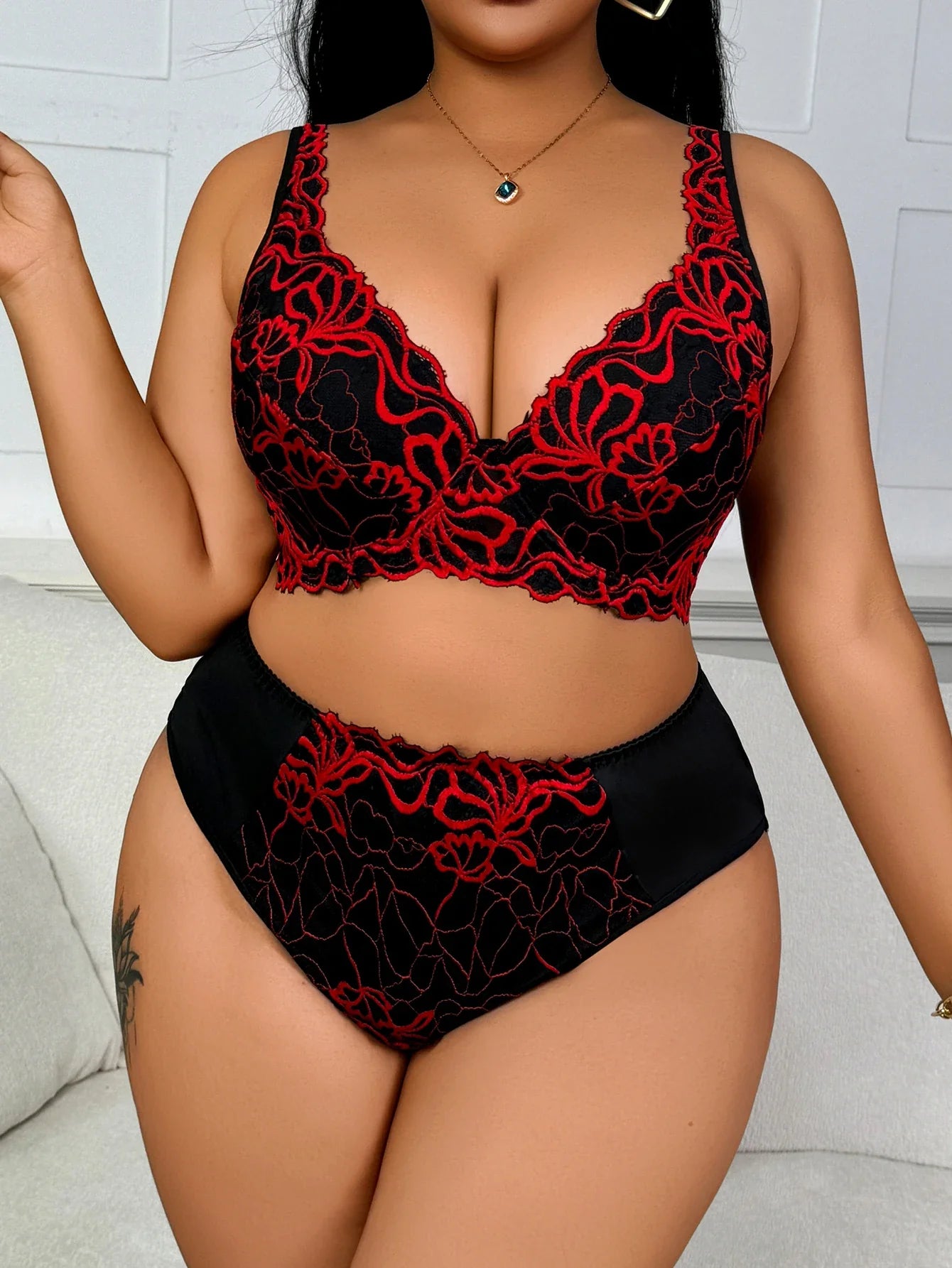 Black Red Embroidery Lingerie Set Sexy Wireless Bra Plus Size Push-Up Thin Breathable Seamless Adjustable