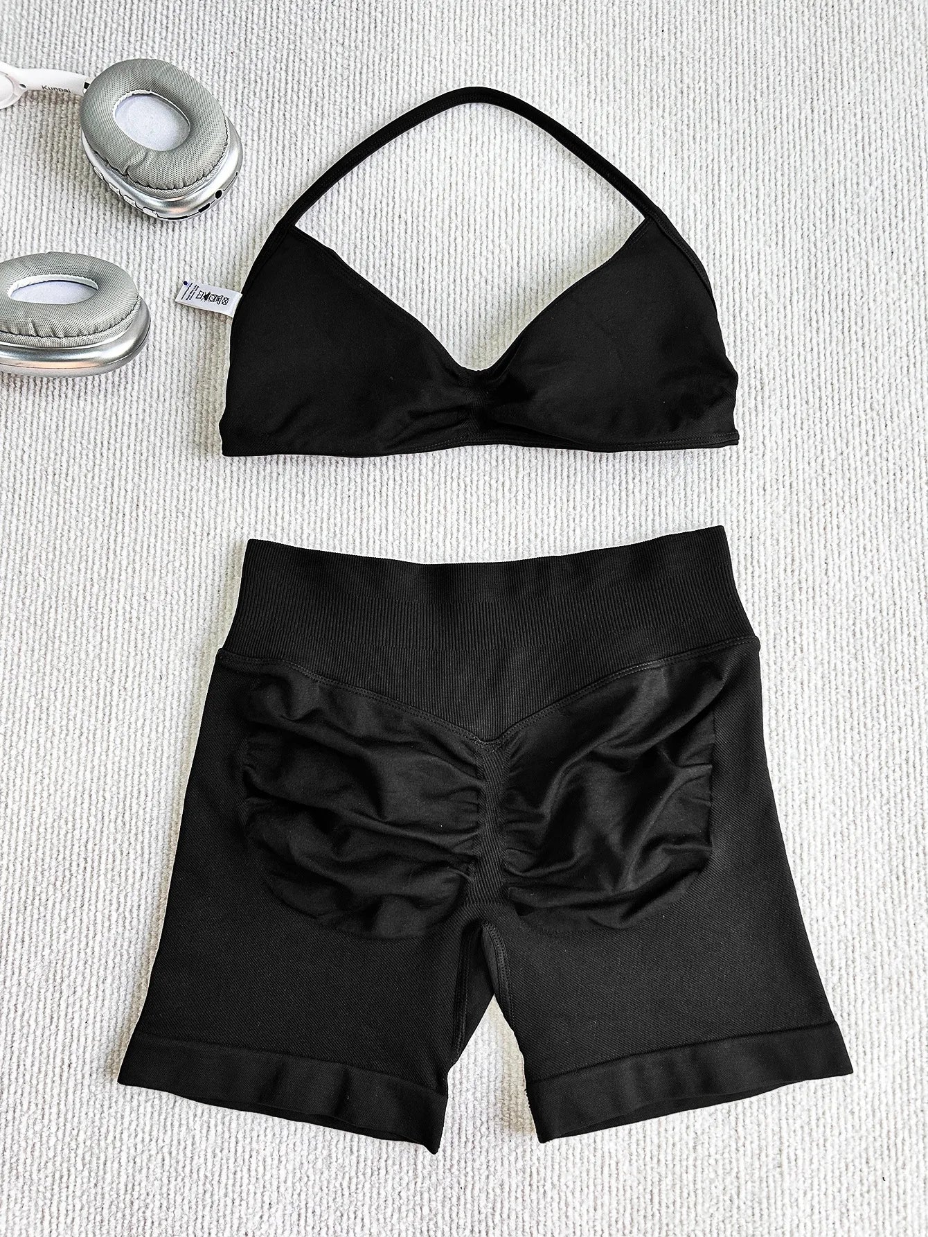 Sexy Black Polka Dot Print Seamless Yoga Sets Women Hanging Neck Pleate Sports Bra Tight High Waist Short Running Fitness Suits