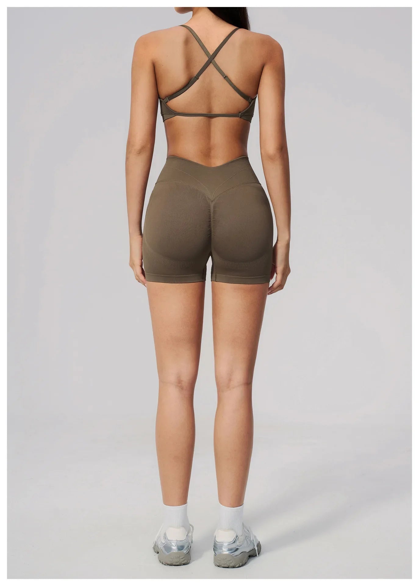 Seamless Yoga Excersize Sets Women Cross Back Sports Bra Tracksuit Workout Clothes High Waist Hip Lifting Shorts Fitness Suits