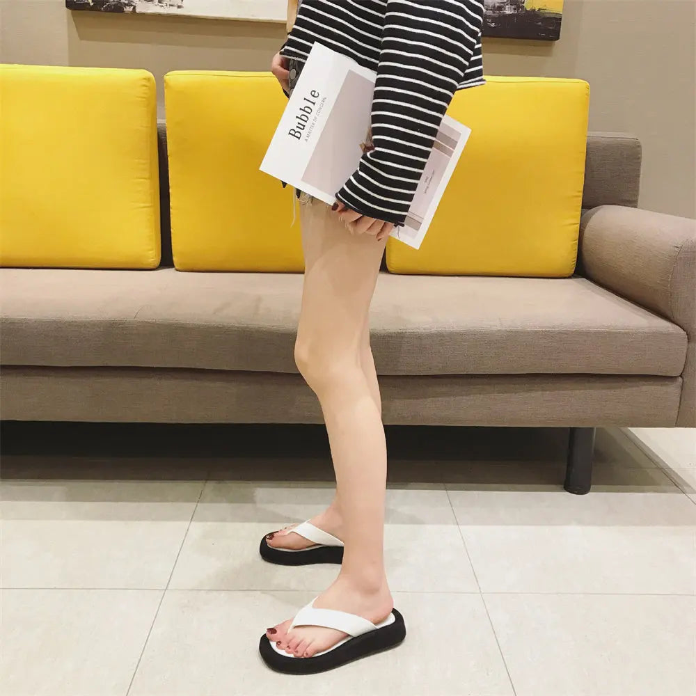2025 Women's Flat Flip Flops Sandals Black White Summer Shoes Casual Outdoor Wear Beach Vacation Slides