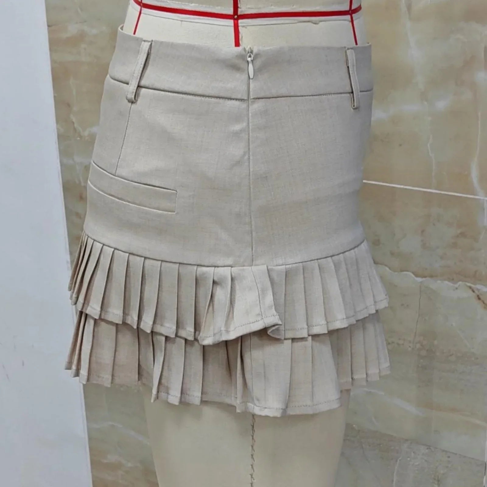 Pleated Mini Skirt for Women Summer Versatile Double Layered Hem Decorative Belt Short Skirts Trendy Mini Skirts for Daily Wear