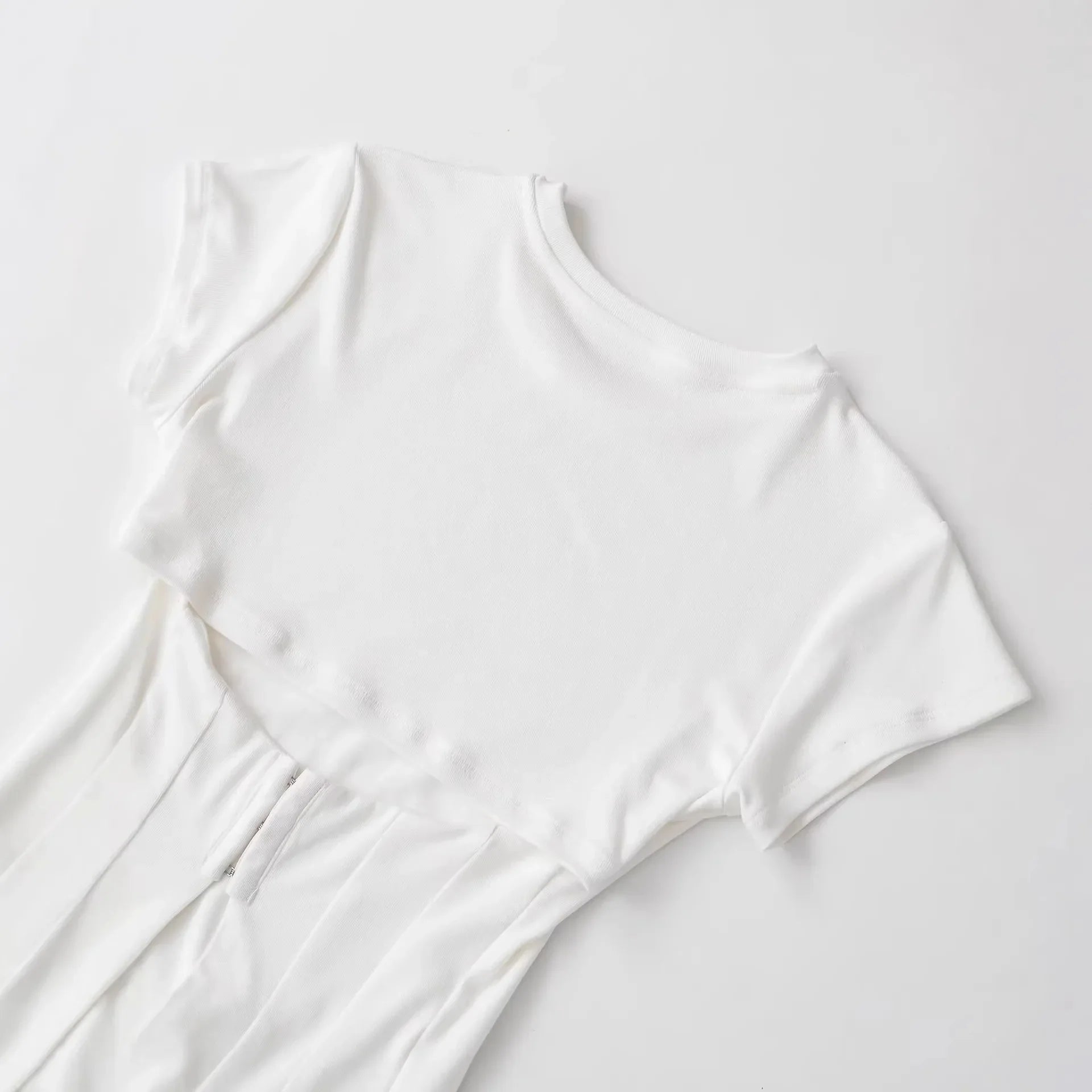 Women's Fashion Casual Short-Sleeve Round-Neck Tight-Fitting Top White Short Sleeve T Shirt Crew Neck Back Slit Casual Top P5RN