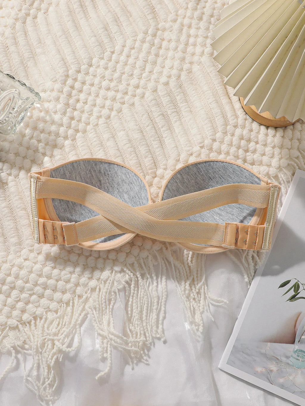 Strapless Push Up Bra Removable Criss Cross Back Invisible Non Slip Underwire Seamless Lingerie For Wedding Dress Party J3439
