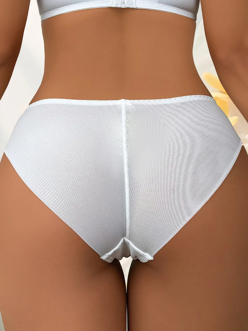 Sexy and Hot Hollow-Out Mid-Waist Panties for Young Women, Butt-Lifting, Trendy and Charming Summer Briefs, Thin