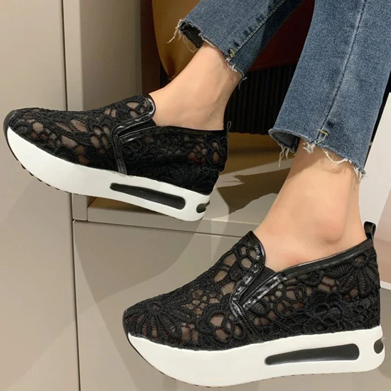 Classic Black Embroider Sneakers for Women 2025 Comfortable Breathable Mesh Casual Shoes Woman Lightweight Platform Shoes Mujer