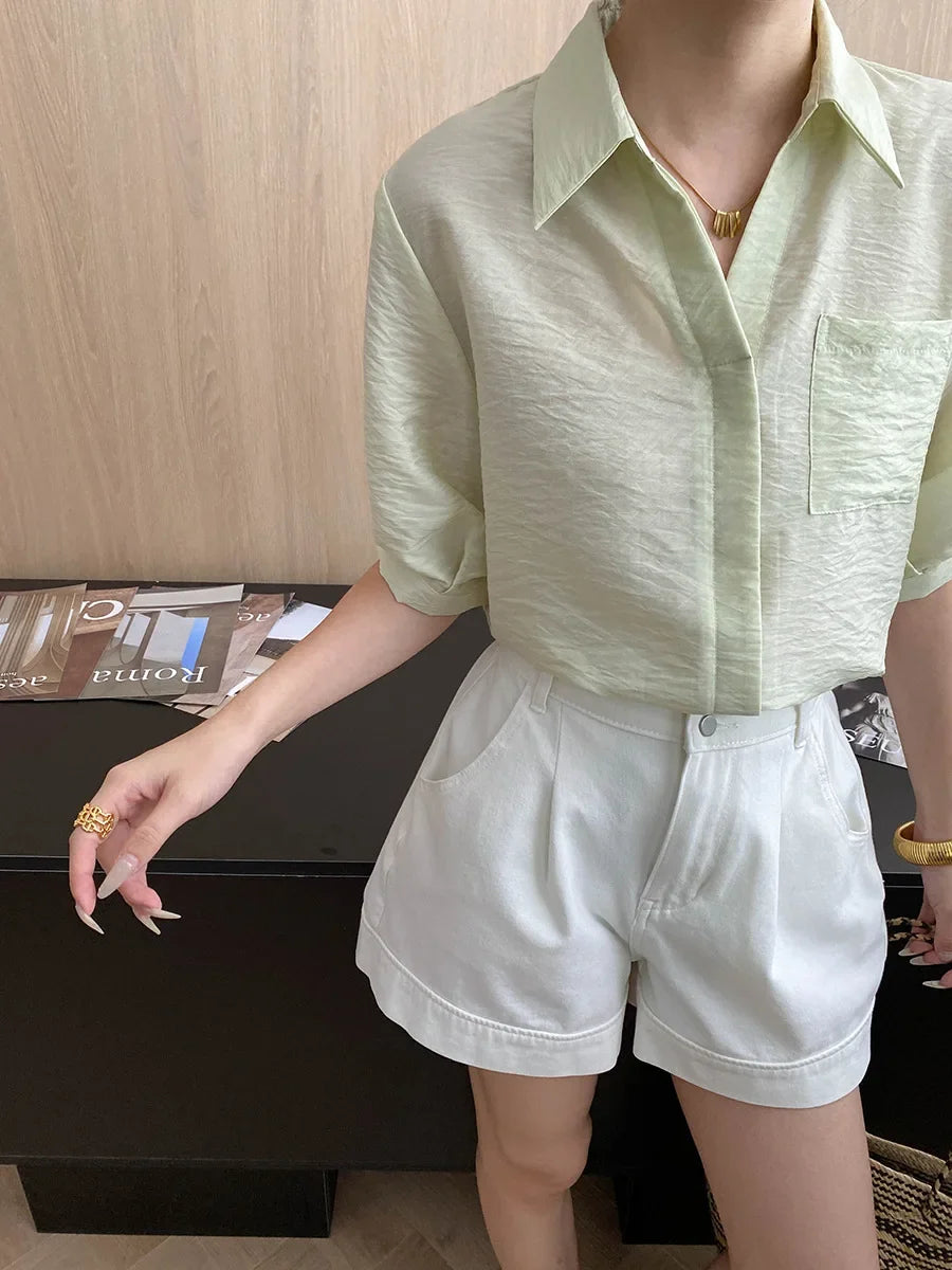 Turn-Down Collar Loose Short-Sleeve Shirt Women White Short Sleeve Shirt Chest Pocket V Neck Button Casual Summer Blouse H9EH