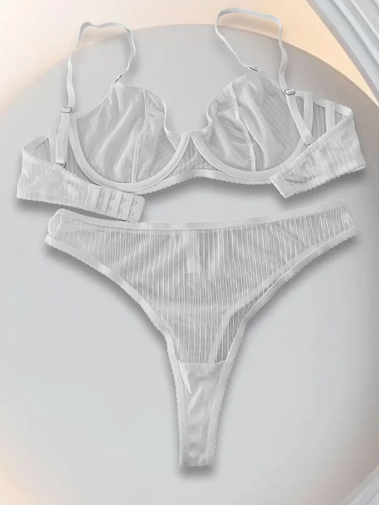 Women's Mesh Lingerie Set Lace Sheer Deep V Neck Bra and Panty Sexy Underwear Stranparent White Lingerie sets 2 pieces