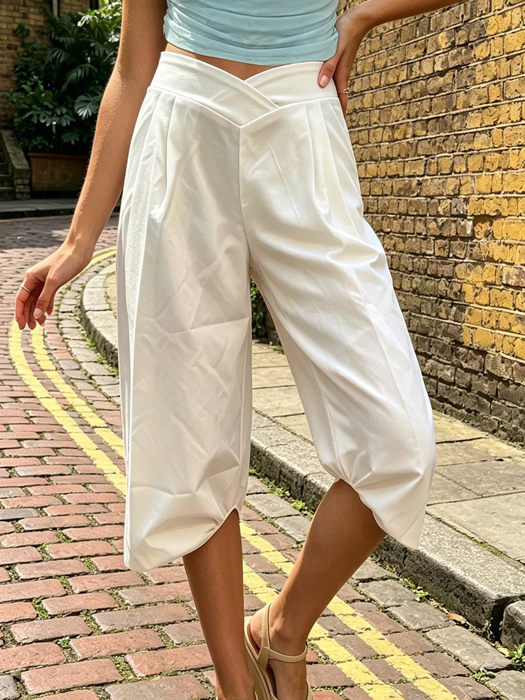 Summer Women Cargo Capri Pants Elastic Waist Cuffs Cropped Trousers with Side Pockets Fashion Casual Loose Fit Pants Streetwear