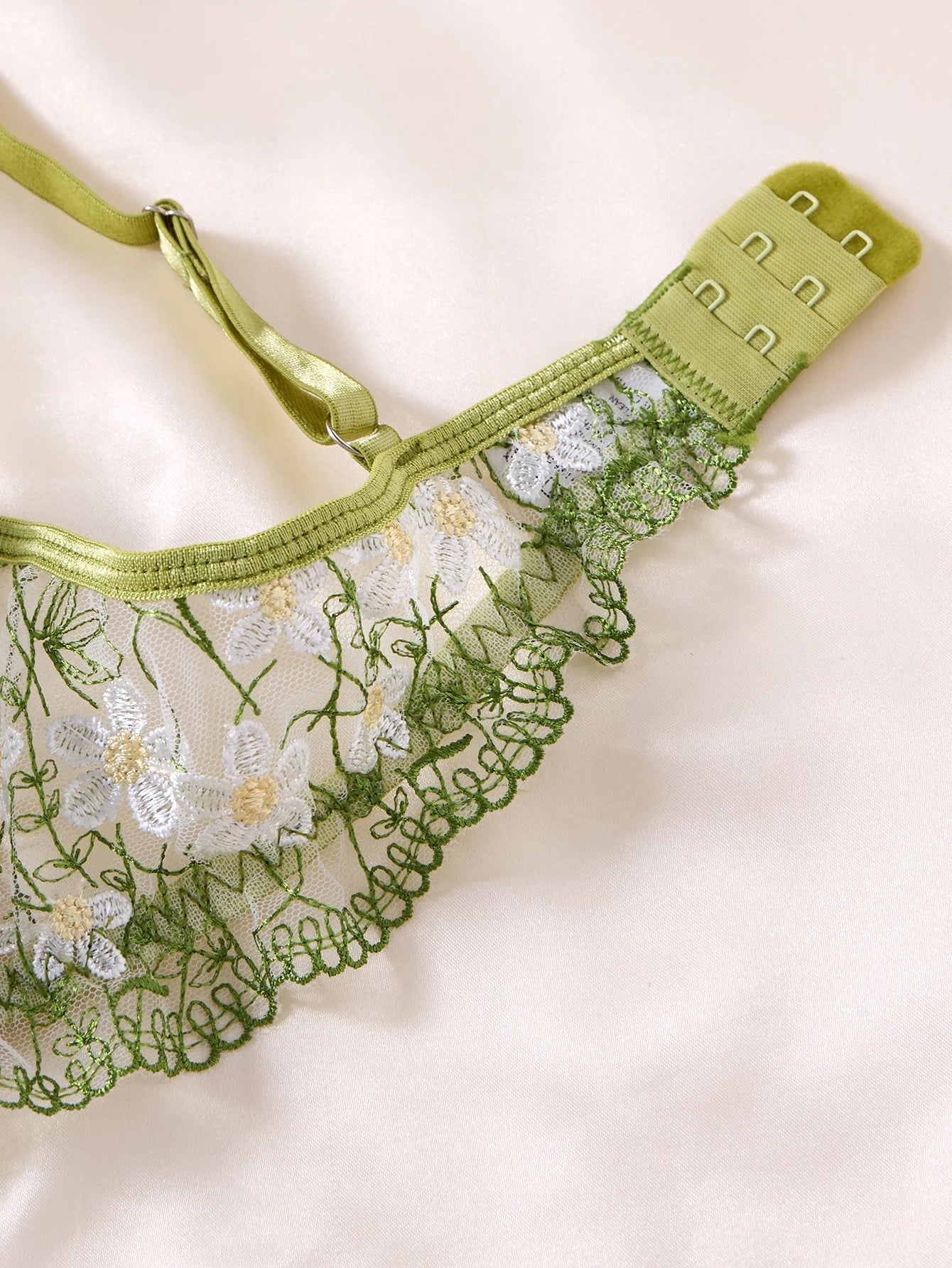 Green Floral Sexy Lace One-Piece Sheer Embroidered Lingerie, Sweet French Pure Passion Circle Bra ZA825194