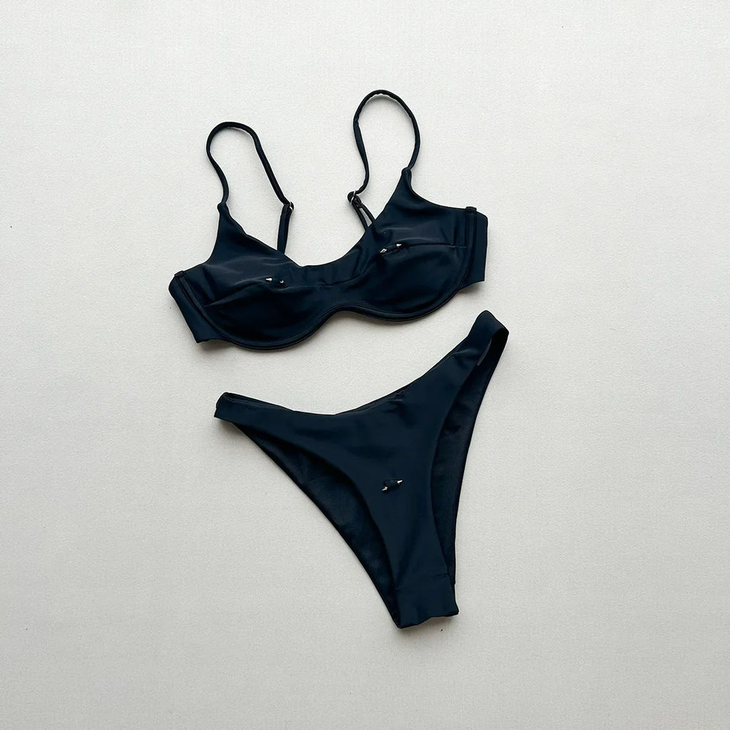 2026 New Women's Underwire Bikini Set Solid Color Strappy Swimsuit Rivet Decor Micro Bikini Sexy Backless Bathing Suit Beachwear