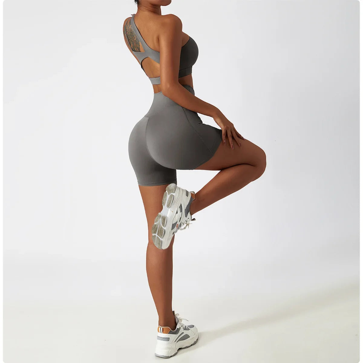 Comfortable Skin Friendly Summer High Waist Yoga Shorts Gym Hip Lift Pants Pocket Breathable Running Cycling Sports Shorts Women