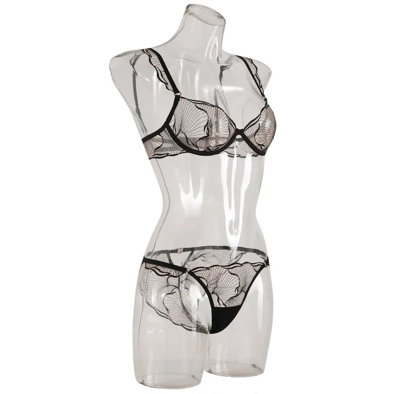 Sexy French Minimizer Bra Ultra Thin Embroidery Lace Large Bust Full Coverage Wireless Lingerie Set CA Delivery MOYISU 32-38-ABC