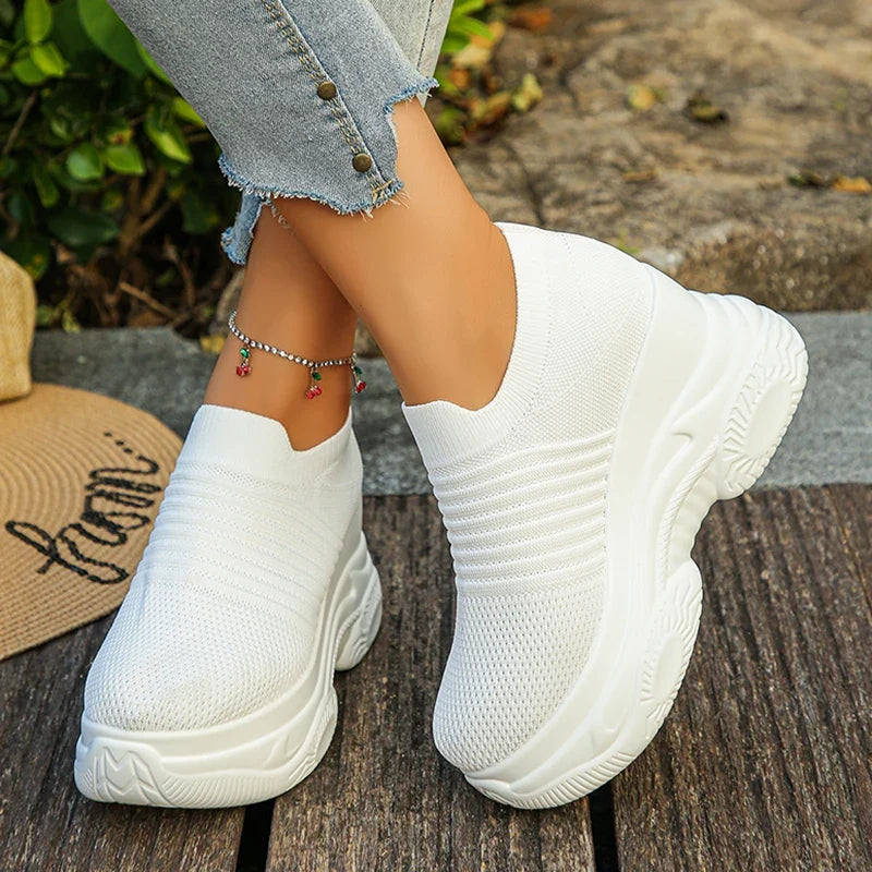 Breathable Mesh Chunky Platform Sneakers Women Plus Size 42 Thick Bottom Sport Shoes Woman Black White Knitting Walking Shoes