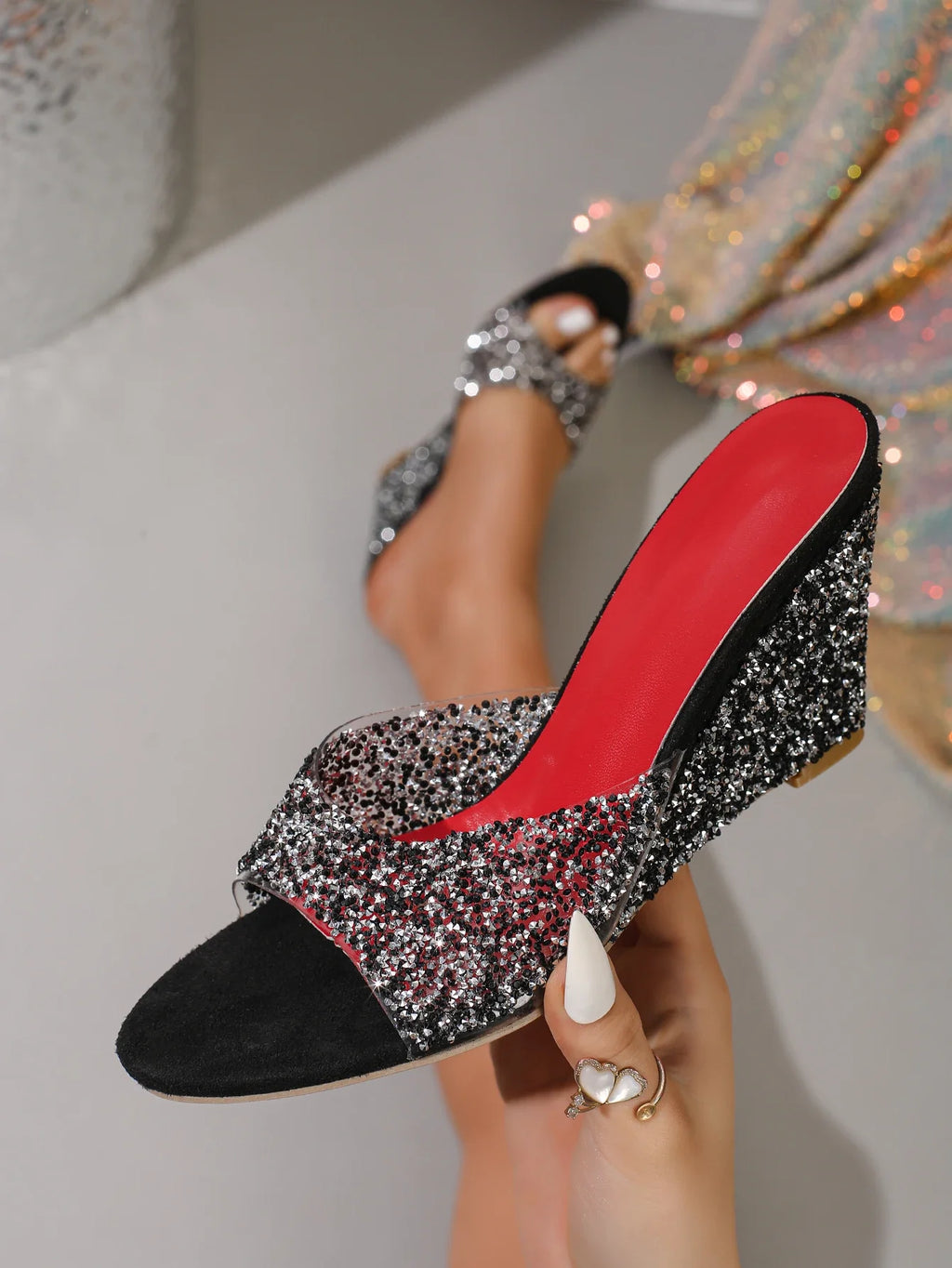 Fashion Slippers Peep Toe Wedges High Heels Slippers Shiny Rhinestones Comfortable Shoes for Women Slide Summer Zapatos De Mujer