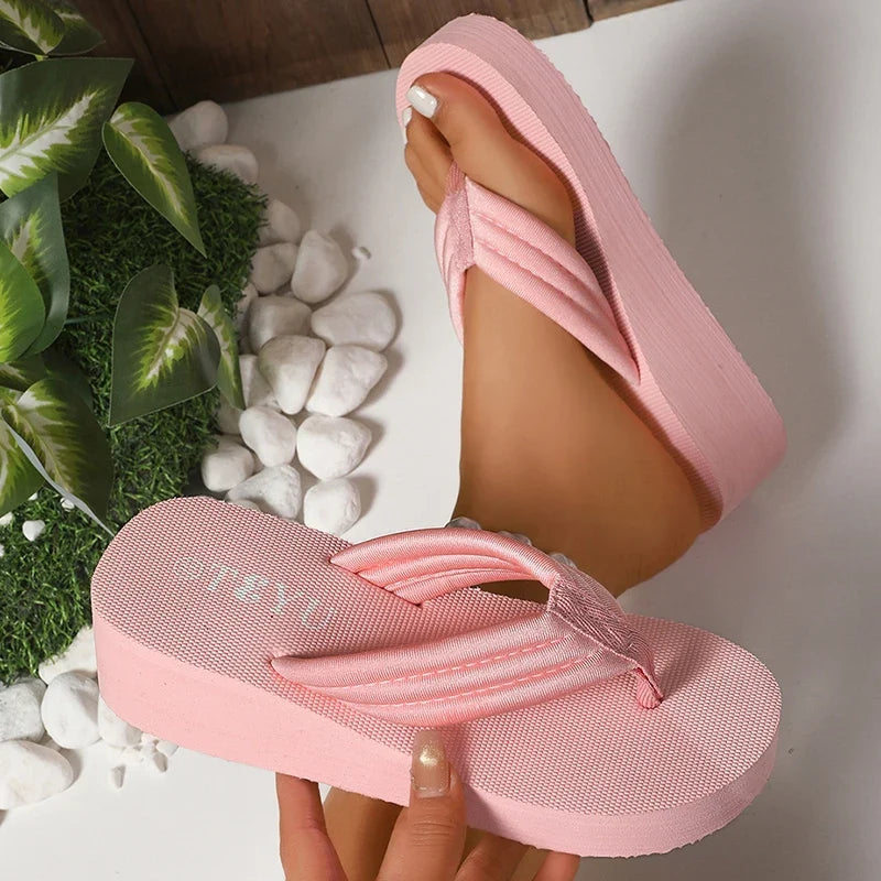 2026 Summer Beach Pink Flip Flops for Women Non Slip Weightlight Wedge Slippers Woman Fashion Thick Bottom Clip Toe Slides Mujer