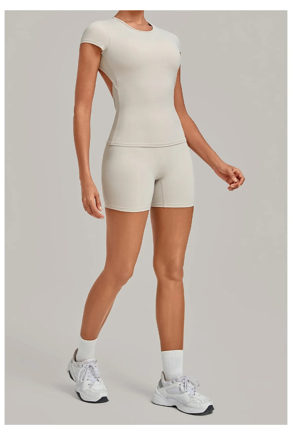 Tight Invisible Wrinkle Yoga Sets Women Short Sleeve O Neck Hollow Back Sports Tank Top Butt-Lifting Shorts Gym Fitness Suits