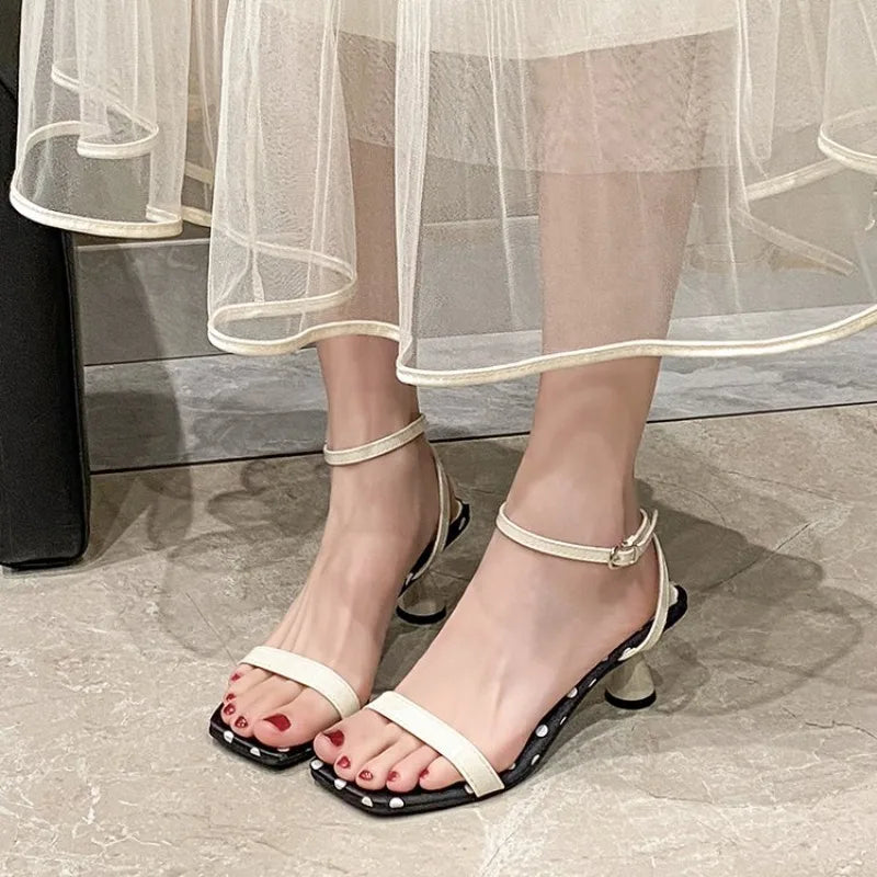 One Word Belt Buckle Patchwork Pumps Shallow Peep Toe Chunky Heel Hollow Pumps Fashion Casual 2026 New Arrivals Summer Sandals