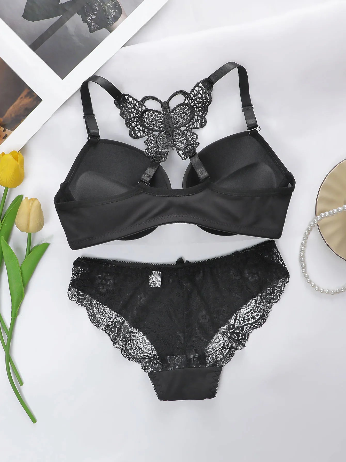 Women's Sexy Lace Set With Butterfly Design At the Back and The Front Closure Bra With Steel Ring Pretty Underwear Panty A2120
