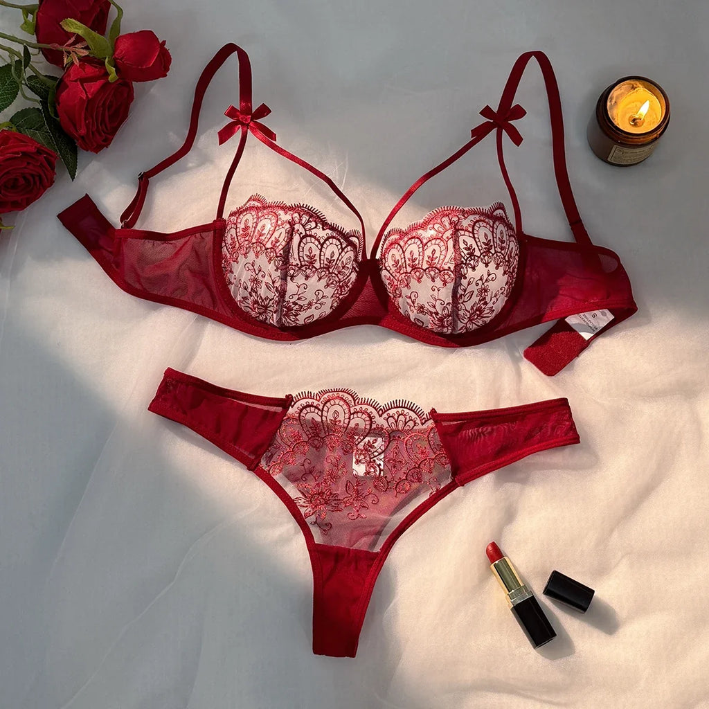 2-Piece WineRed Sexy Lingerie Set, An Experience of Daily Intimate Life That Is Both Pure and Exudes Allure ZA824057