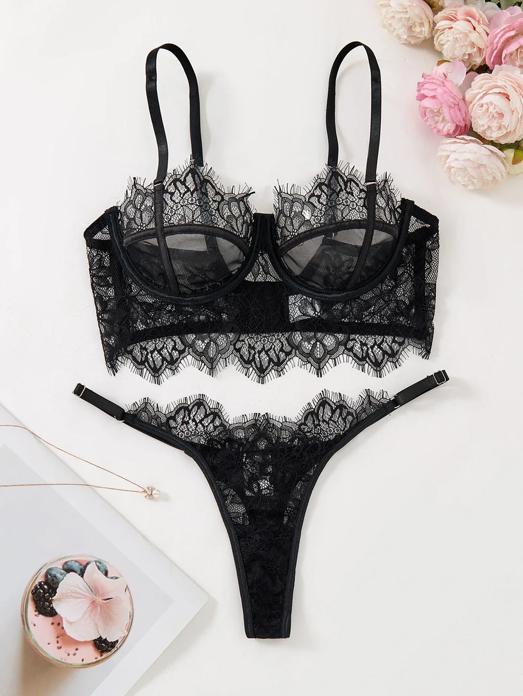 Ladies Sexy Lace Underwear Set Lace Flower Embellished Bra And G-string Sexy Feminine Briefs for Women