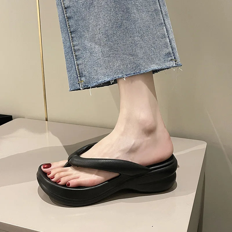 Thick Sole Wedges Flip Flops For Women 2025 Summer Clip  Platform Sandals Woman Non-slip Beach Slippers Girls Outdoor Slides