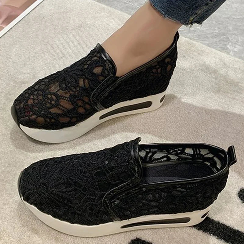 Classic Black Embroider Sneakers for Women 2025 Comfortable Breathable Mesh Casual Shoes Woman Lightweight Platform Shoes Mujer