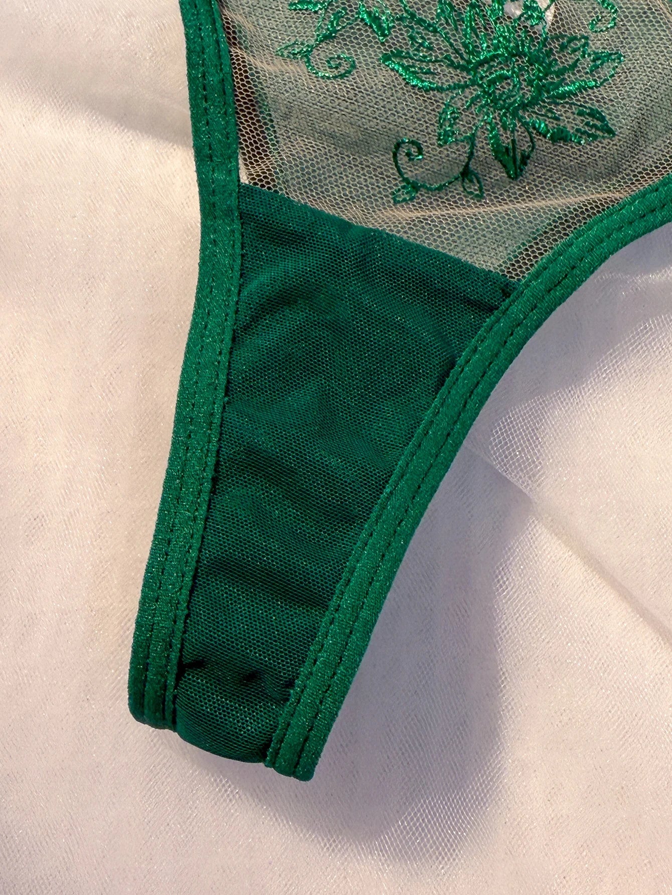 2-Piece Green Sexy Lingerie Set, An Experience of Daily Intimate Life That Is Both Pure and Exudes Allure ZA824057