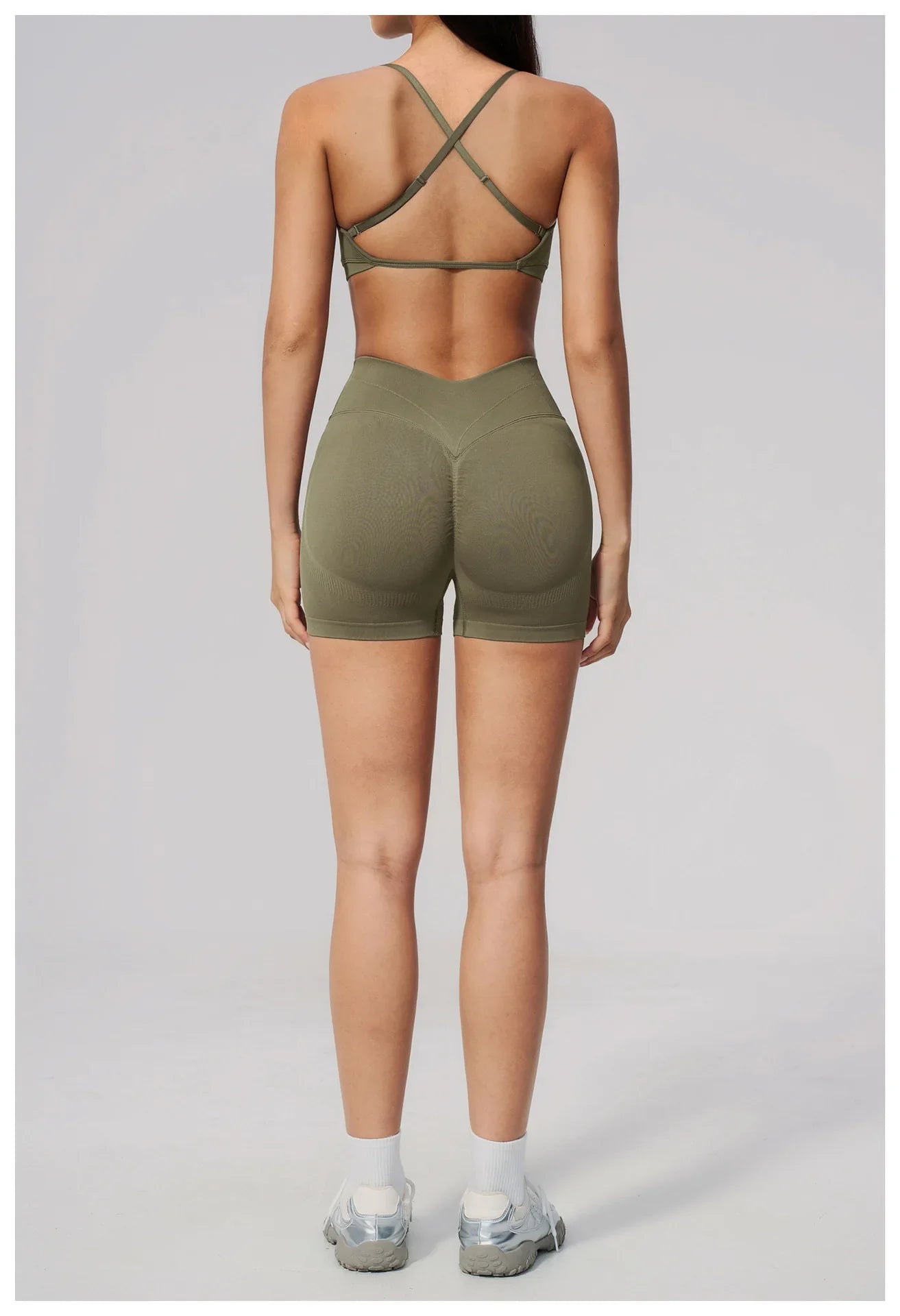 Seamless Yoga Excersize Sets Women Cross Back Sports Bra Tracksuit Workout Clothes High Waist Hip Lifting Shorts Fitness Suits