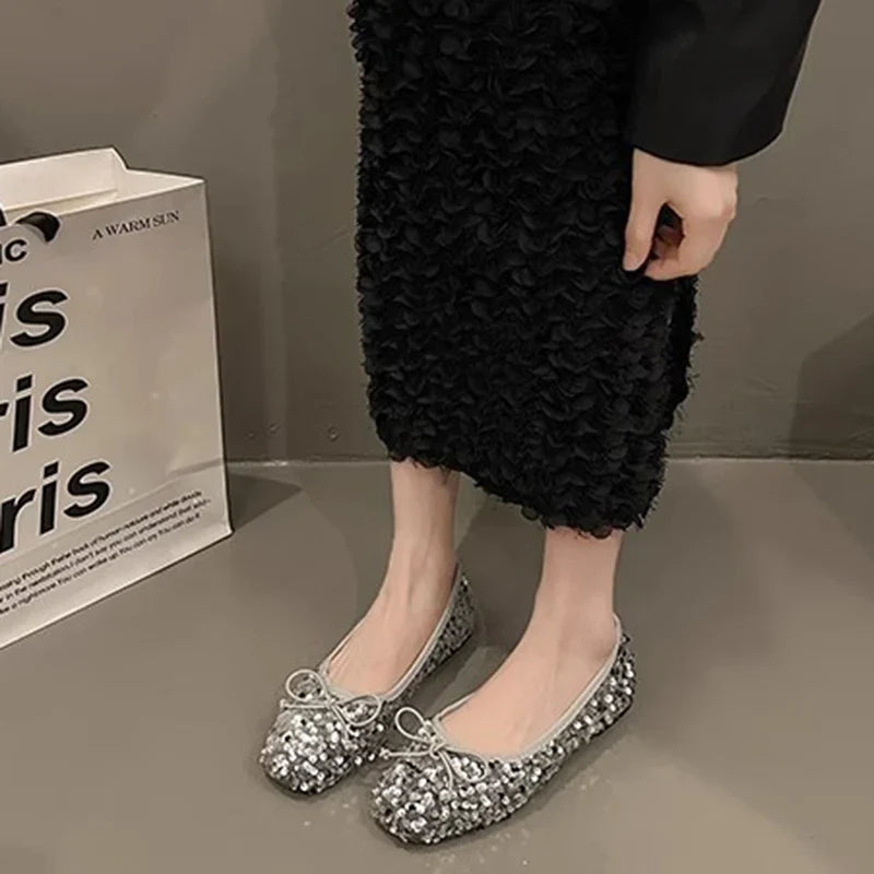 Fashion Silver Bling Low Top Single Shoes for Women New Low Heels Bow-Knot Single Shoes Ladies Hot Sale Plu Size Shoes Mujer