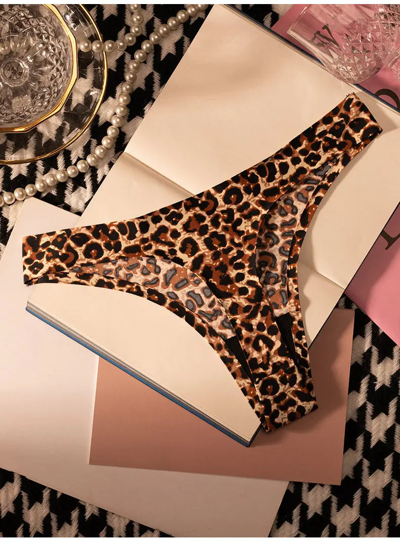 Ice Silk Leopard Women Panties Sexy G String Thong Seamless Underwear T Back Candy Color Girls Briefs Underpants Plus Size M-XXL