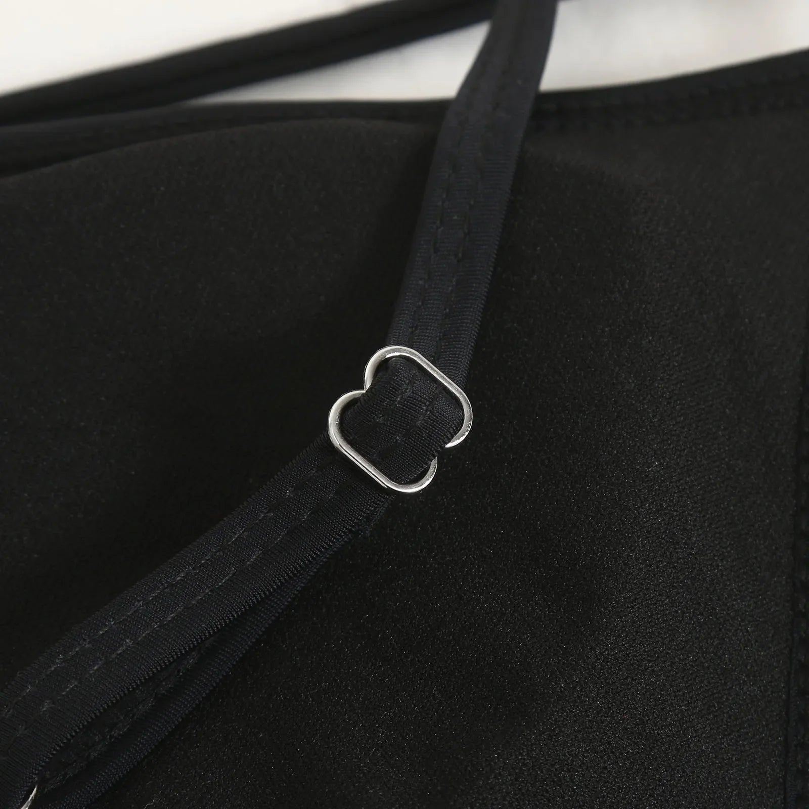 Women's Wire Free V Neck Triangle Bikini Top Black Hollow Out Push Up Bra Sexy Swimsuit Summer Adjustable Straps Bathing Suits