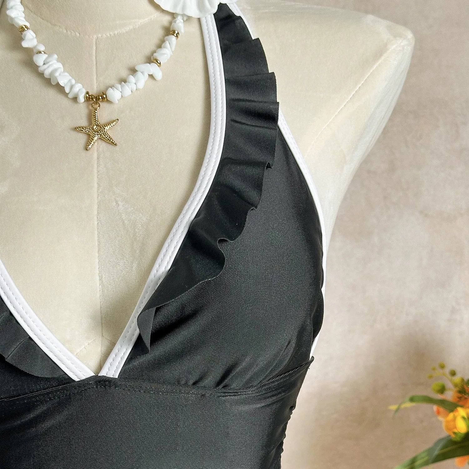 Vintage Black White Patchwork One Piece Swimwear Women 2026 V Neck Hollow Out Slim Bathing Suits Tummy Control Dress Swimsuit