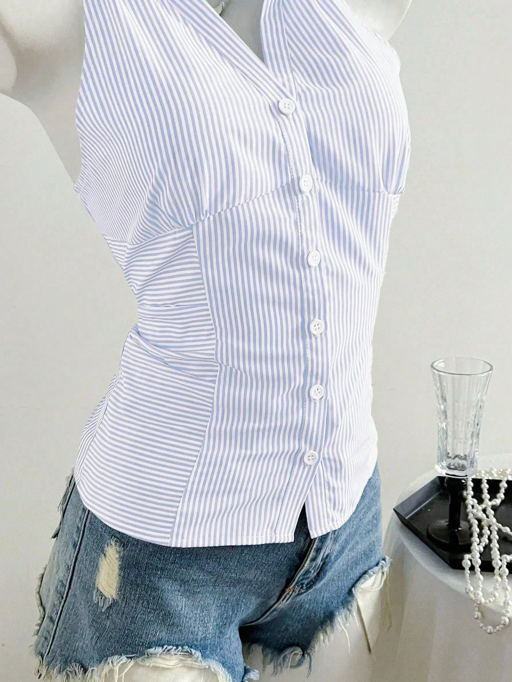 Summer Casual Shirt Women's Blue Striped Halter Top V Neck Button Down Sleeveless Slim Fit Blouse 2026 Y2K Style Streetwear