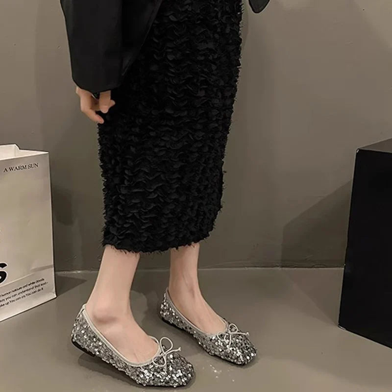 Fashion Silver Bling Low Top Single Shoes for Women New Low Heels Bow-Knot Single Shoes Ladies Hot Sale Plu Size Shoes Mujer