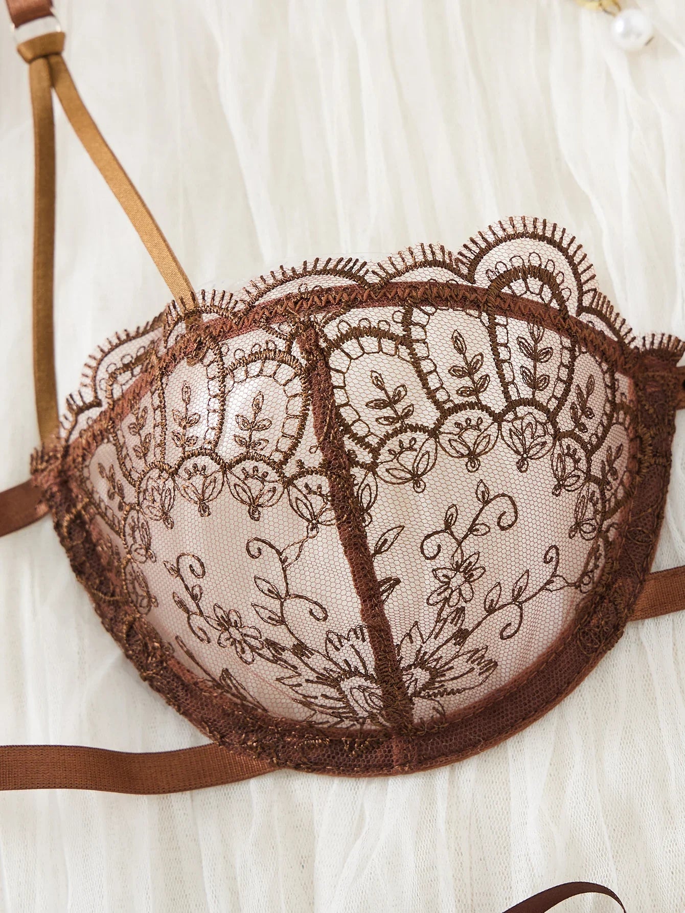 Coffee vintage lace lingerie set - Sexy net fabric embroidery 3/4 cup gathering bra with elasticized straps thong set