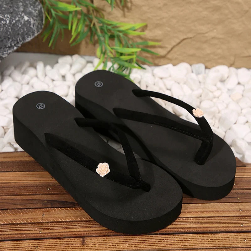 Women's Flower Decor Med Heel Flip Flops Simple Style Black Wedge Clip Toe Slides Woman Summer Outdoor Med Heel Slippers Mujer