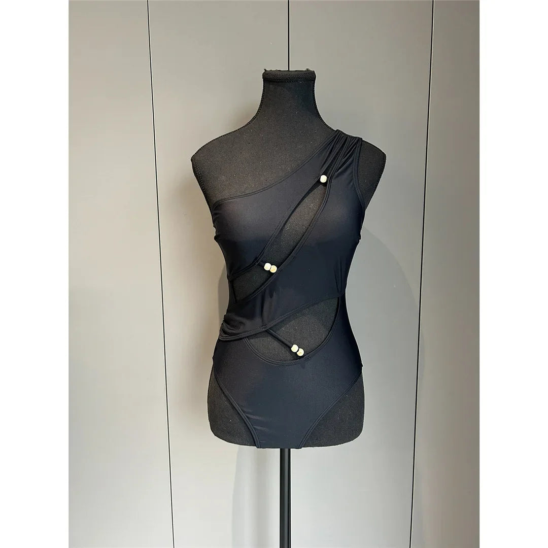 Asymmetric Cut Out One Shoulder Women Swimwear One Piece Swimsuit Female High Leg Cut Monokini Bather Bathing Suit Swim V7949