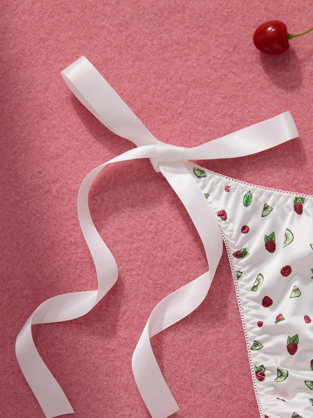 1Pcs Lovely Sexy Women's Panties Low Waist Tie-Side G-String Comfortable Sexy Lingerie