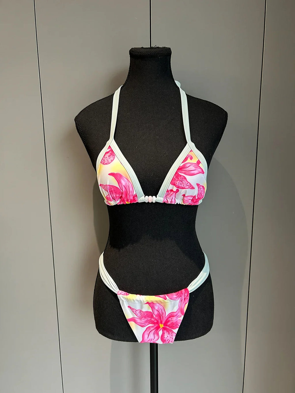 Boho Style Women's Floral Print Swimsuit Sexy Backless Lace-up Swimwear Push Up Thong Bathing Suit Female Bikini Set Beachwear