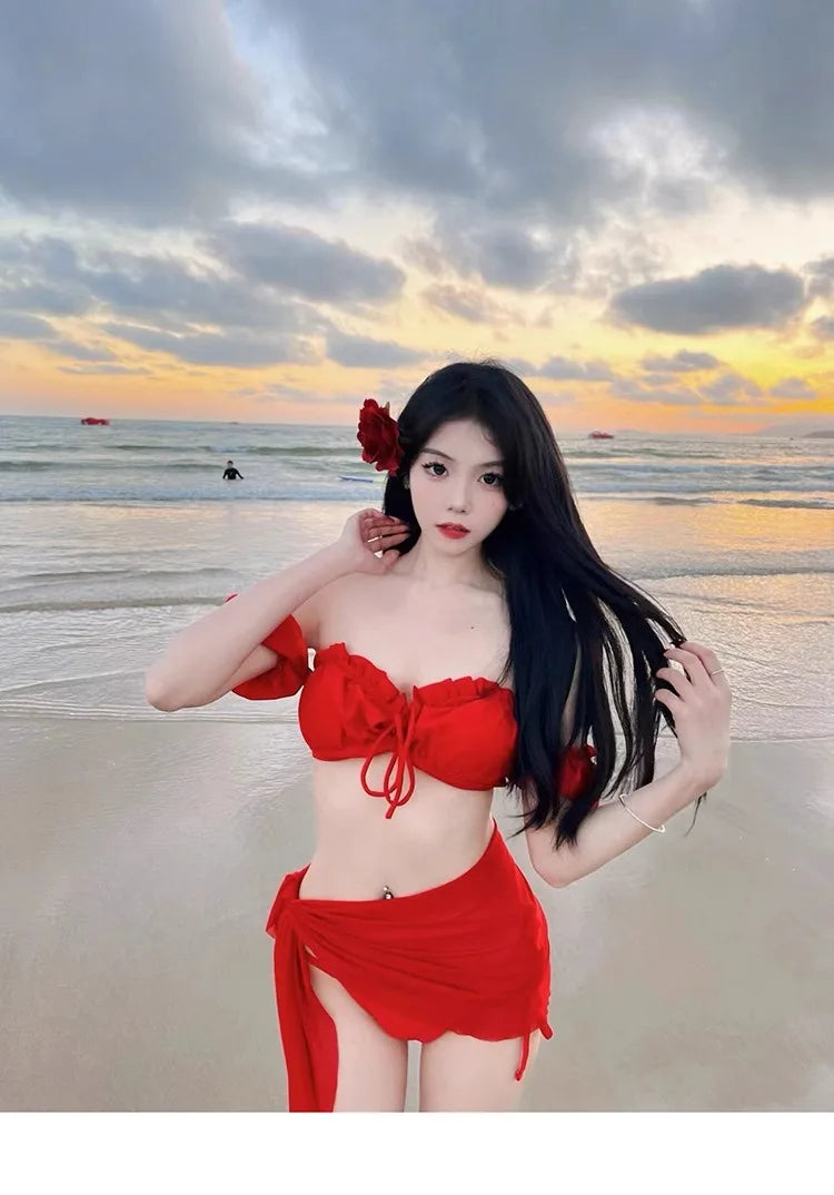 New High-end and Sexy European and American Retro Red Bikini Split Swimsuit for Women with Chest Pads, Pure Desire