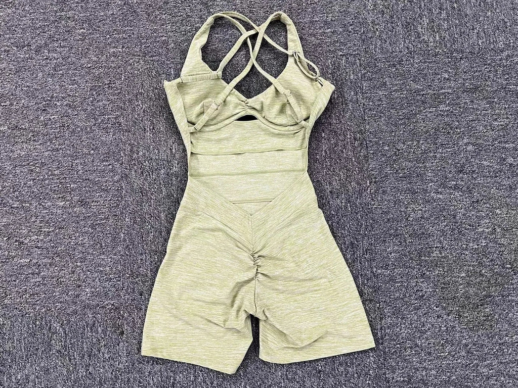 Adjustable double straps Open back  V shape back design Scrunch butt No front seam Flatlock Inseam  Removable pads BODYSUIT