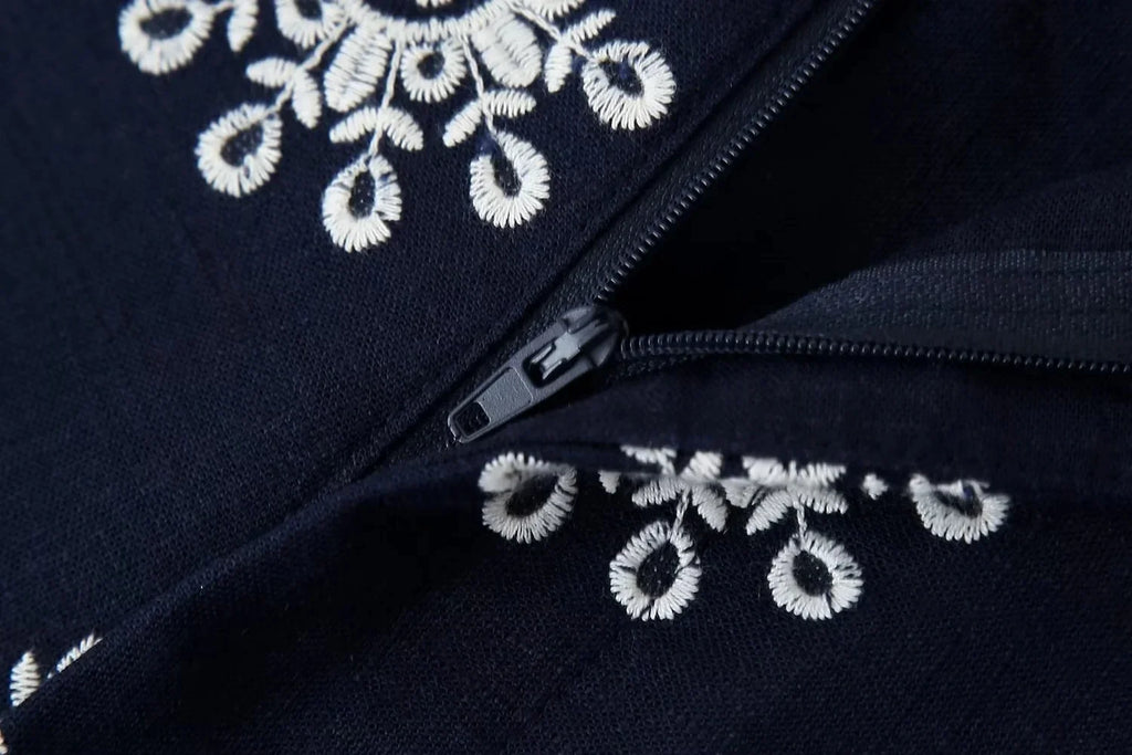 Foridol Floral Embroidery Cropped Pants Women Summer Casual Zip Navy Blue Fashion Female Pants Pantalones 2025 Mujer