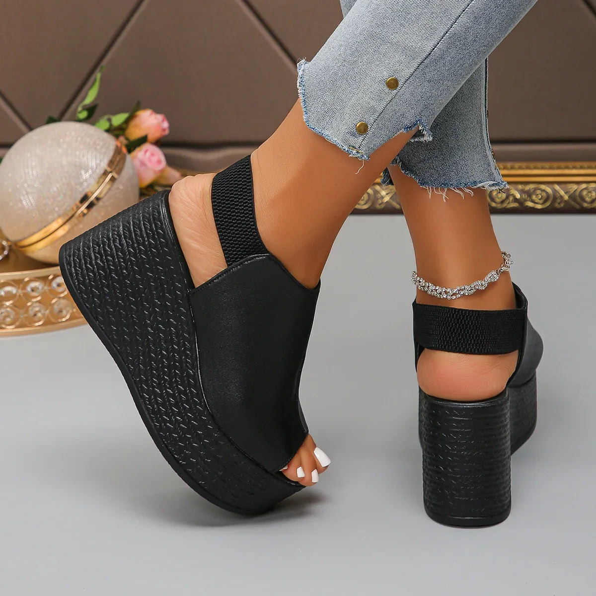 Fish Mouth Leopard Fashion Casual Wedge Heel Slippers for Women's 2026 Summer New Open Toes Breathable Comfortable Beach Sandals