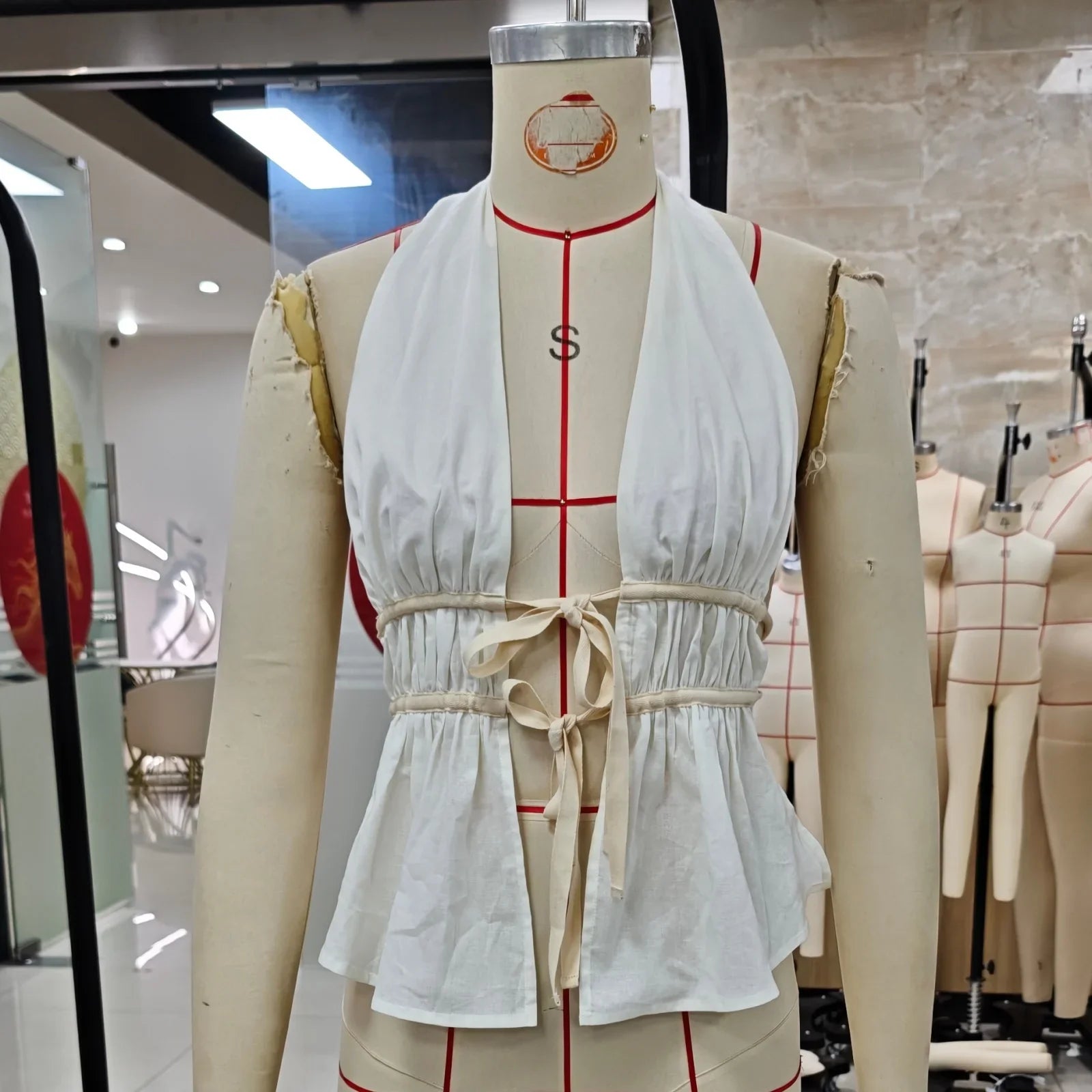 Women’s Solid Color Halter Tank Tops Summer Fashionable Sleeveless Backless Ruched Tie Front Vest